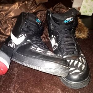 NIKE PENDLETON N7'S 2013. & JORDAN FLIGHT 97s  60 for the Js. 245 for the nikes